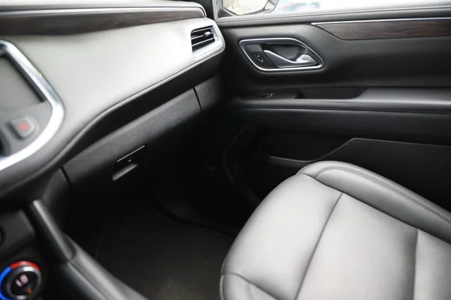 Used 2022 Black Chevrolet LT image 16