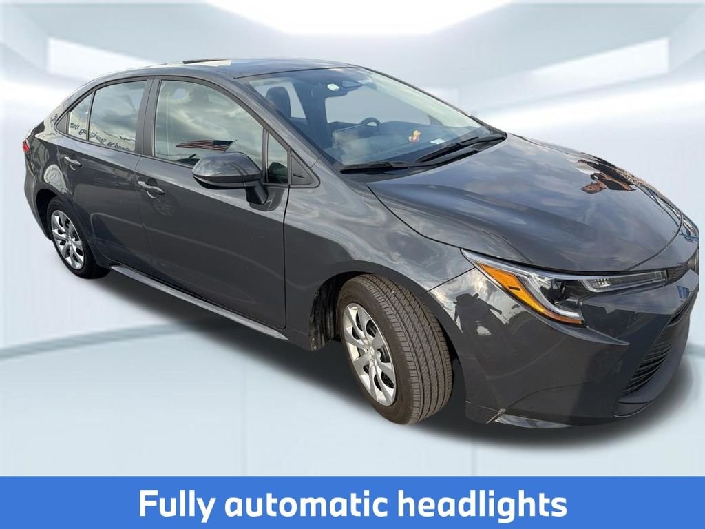 Used 2025 Gray Toyota LE image 4