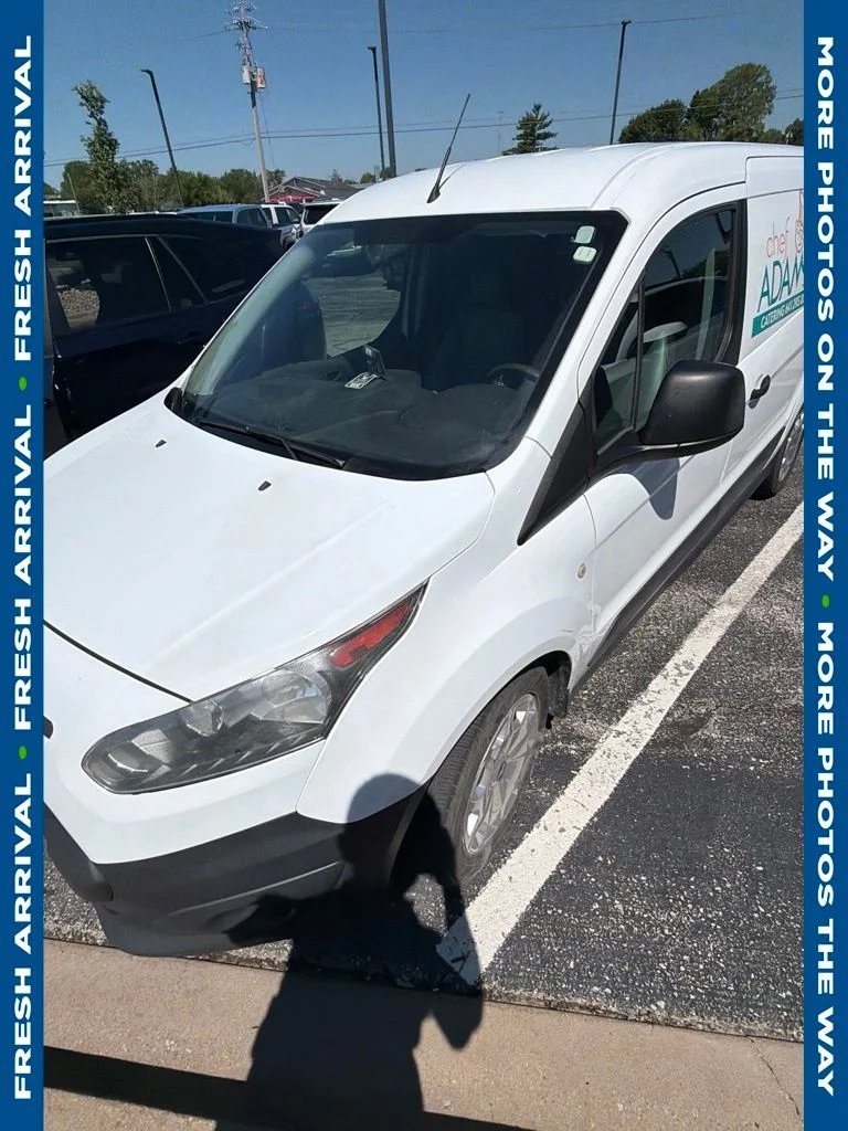 Used 2017 White Ford XL image 1