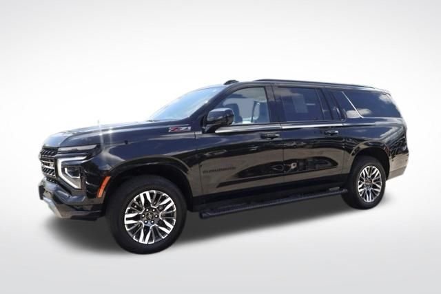 Used 2025 Black Chevrolet Z71 image 7
