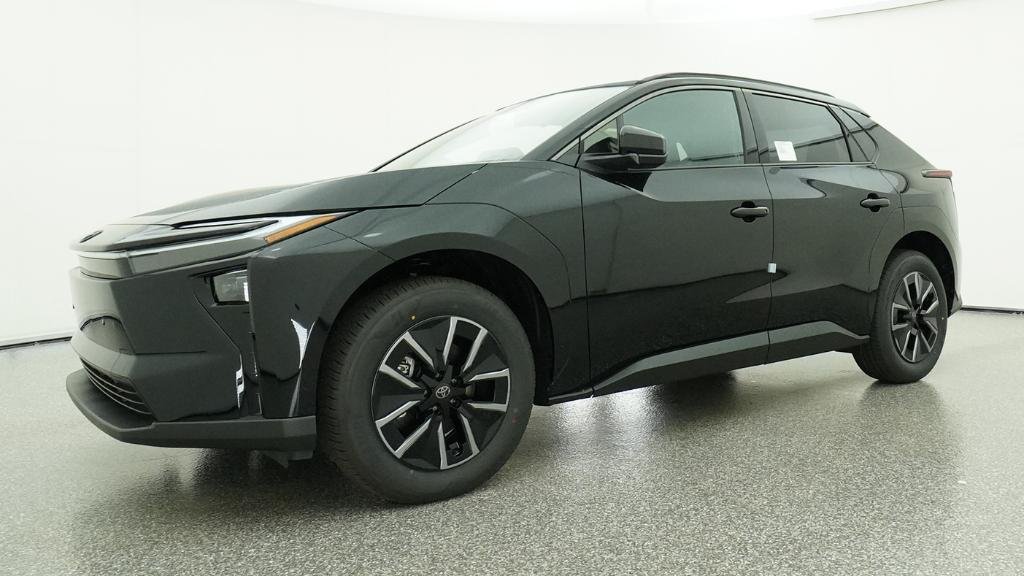 New 2026 Midnight Black Metallic Toyota XLE image 42