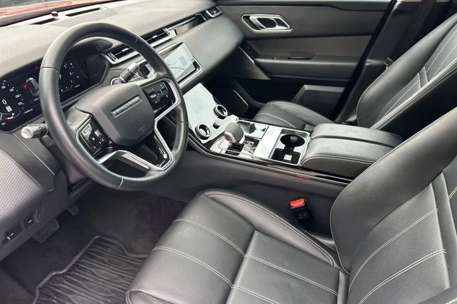 Used 2021 Red Land Rover S image 9