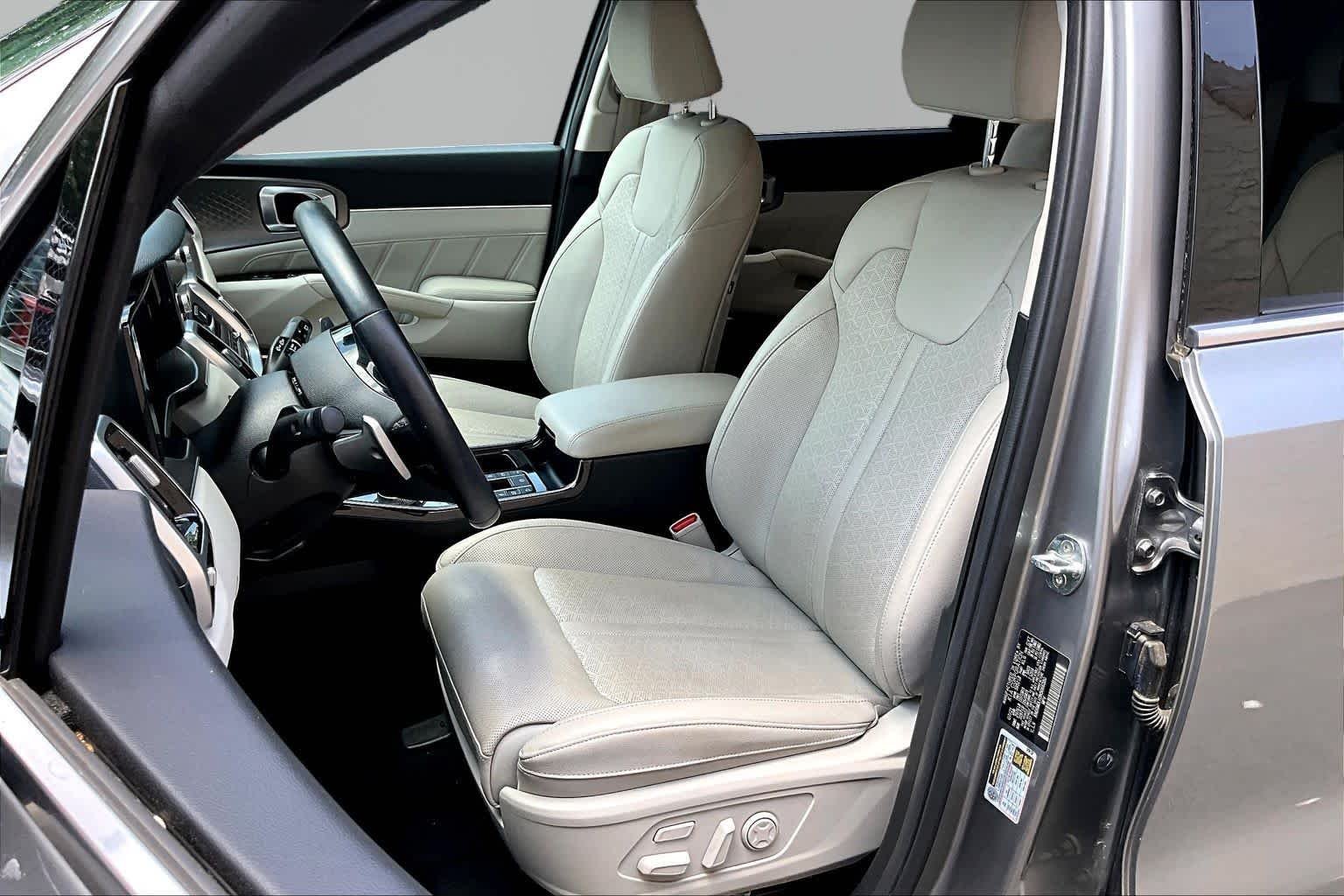 Used 2022 Steel Gray Kia SX Prestige image 8