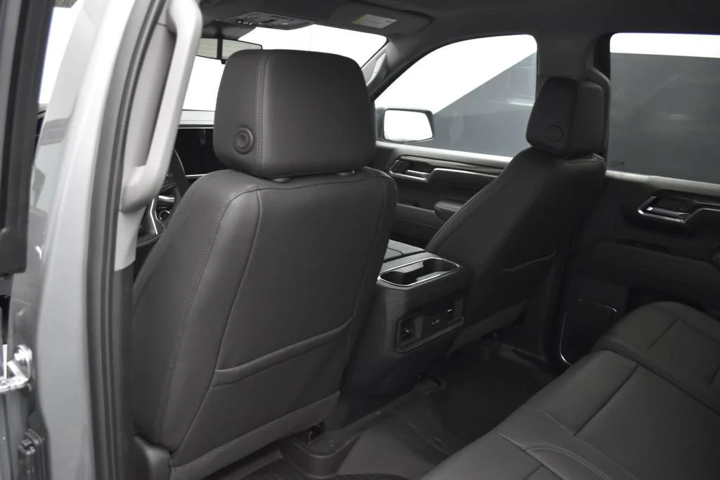 2026 Chevrolet Silverado 1500 RST - Photo 18
