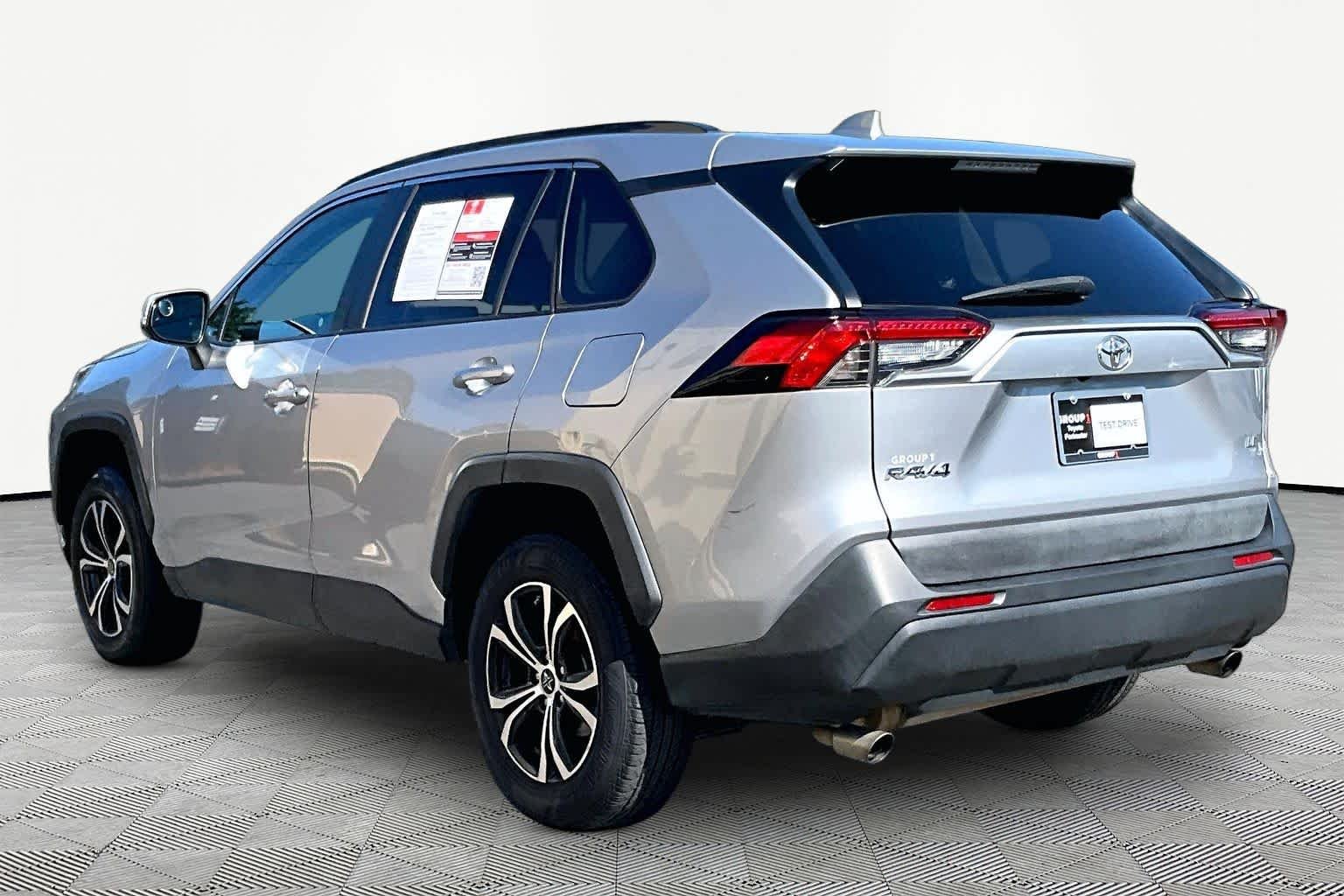 Used 2020 Silver Sky Metallic Toyota LE image 12