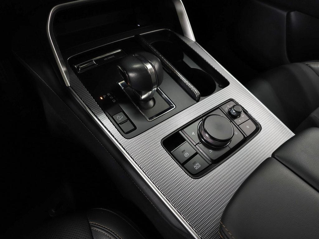 2025 MAZDA CX-90 - Image 31