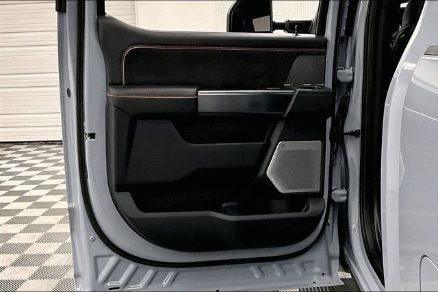 2024 Ford F-350 Super Duty Platinum - Photo 22
