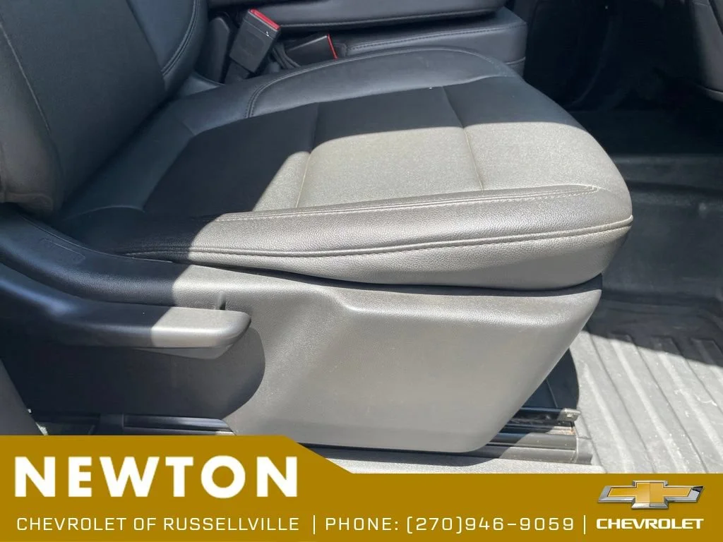 Used 2021 SUMMIT WHITE GMC 4WD CREW 159 image 21