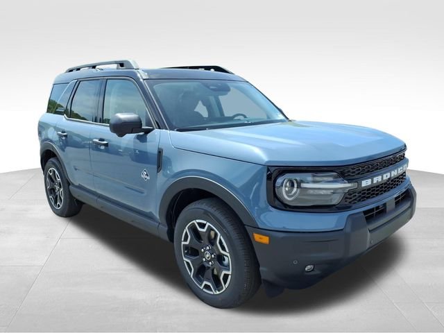 New 2026 Azure Gray Metallic Tri-Coat Ford Outer Banks image 16
