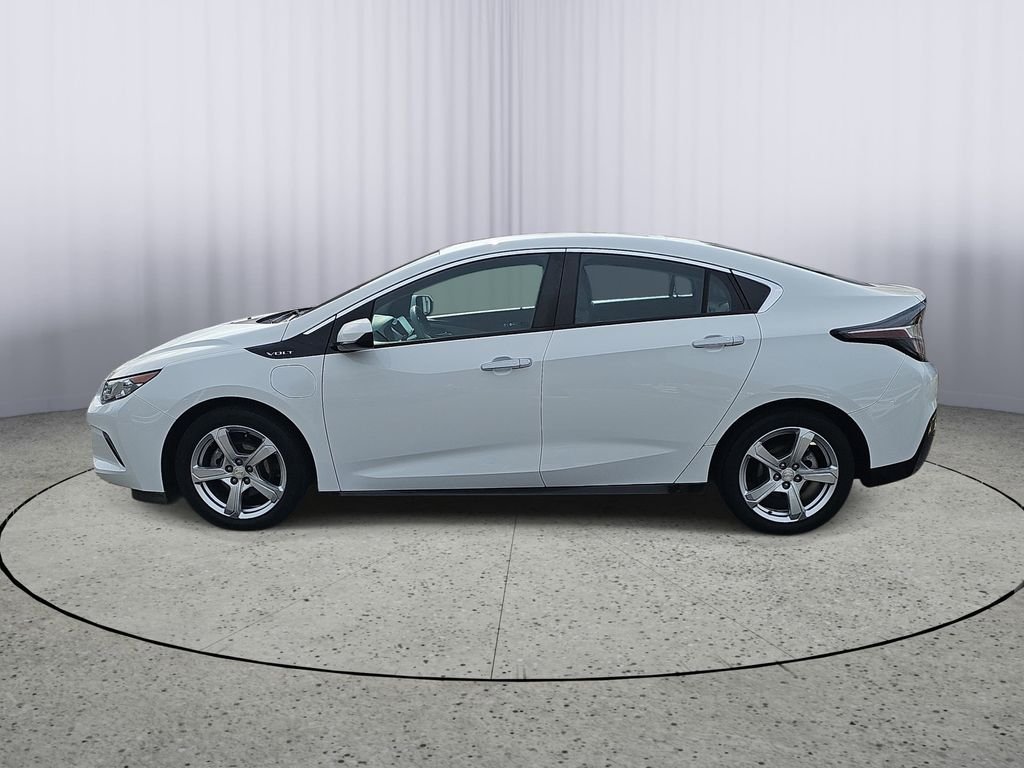 Used 2017 White Chevrolet LT image 6