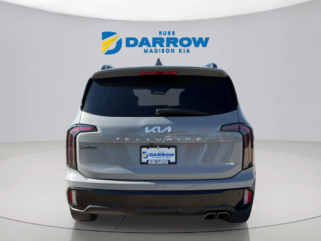 Used 2024 Wolf Gray Kia EX X-Line image 4