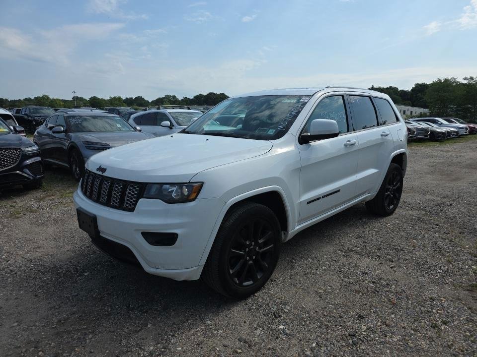 Used 2021 White Jeep Laredo X image 7