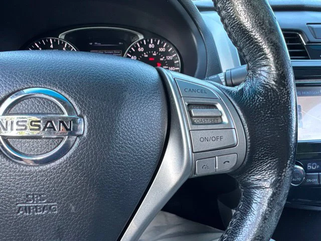 Used 2013 Gray Nissan 2.5 SL image 25