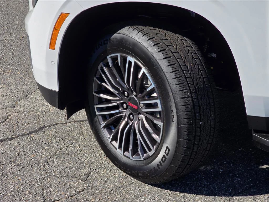 New 2026 Summit White GMC Elevation image 22
