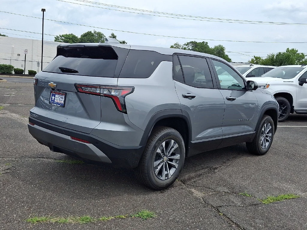 New 2027 Sterling Gray Metallic Chevrolet LT image 8