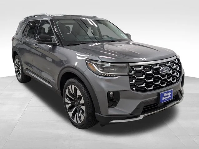 New 2026 Carbonized Gray Metallic Ford Platinum™ image 51