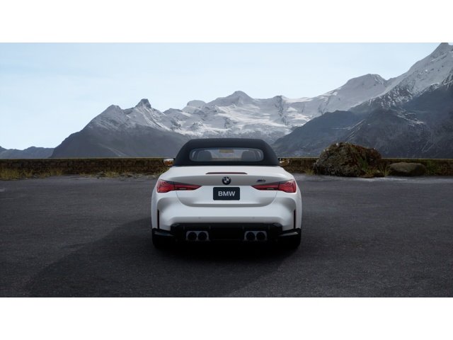 New 2027 Frozen Brilliant White Metallic BMW Competition xDrive image 5