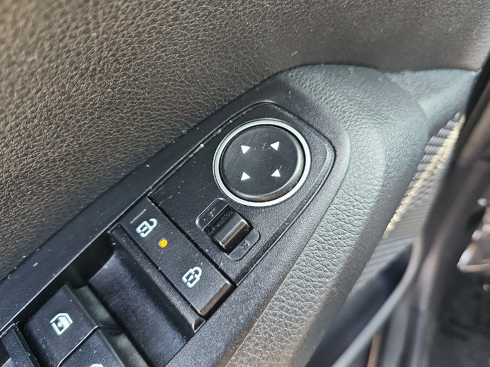 Used 2024 Black Kia LX image 22