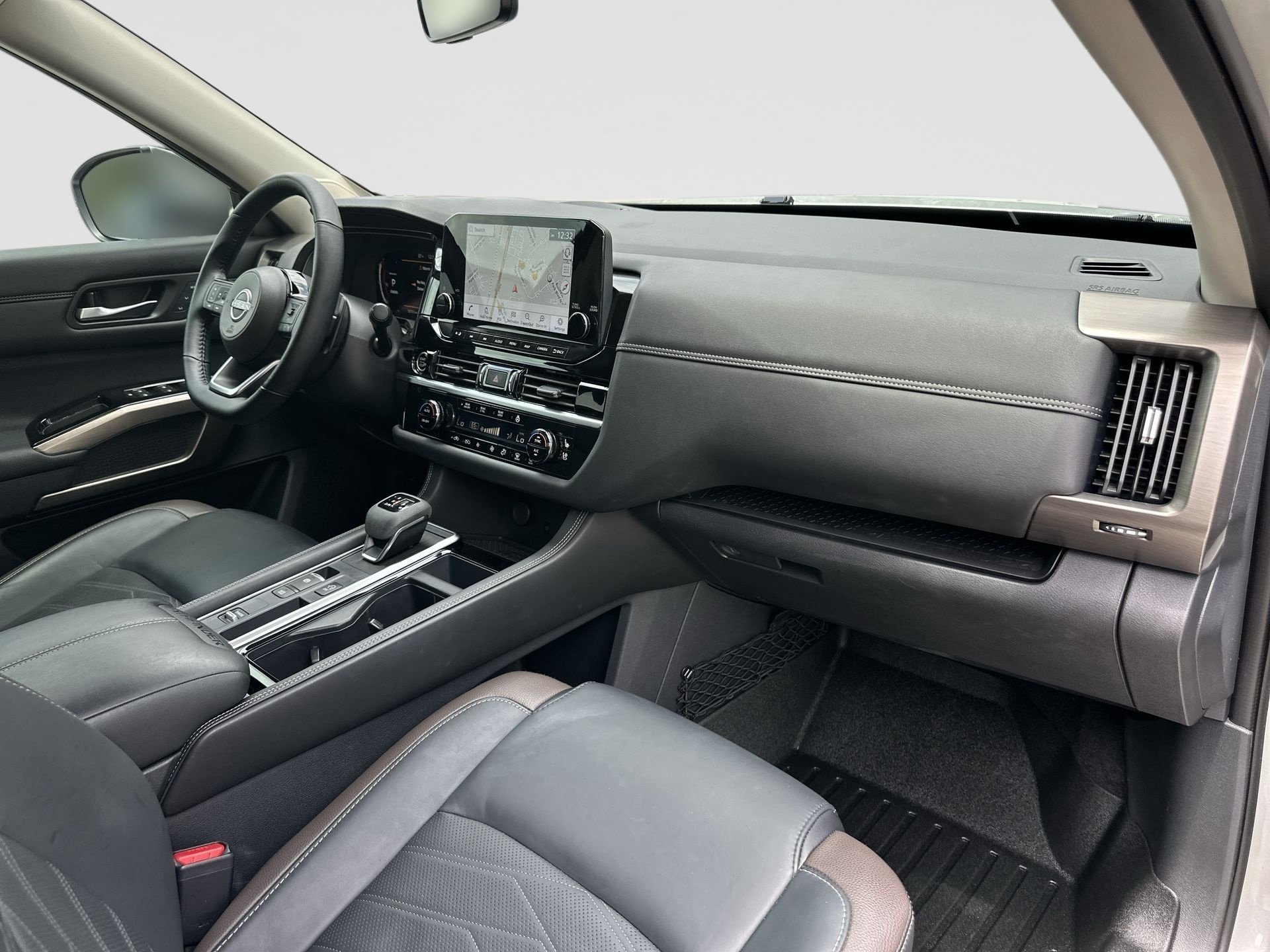 2024 Nissan Pathfinder Platinum - Photo 29