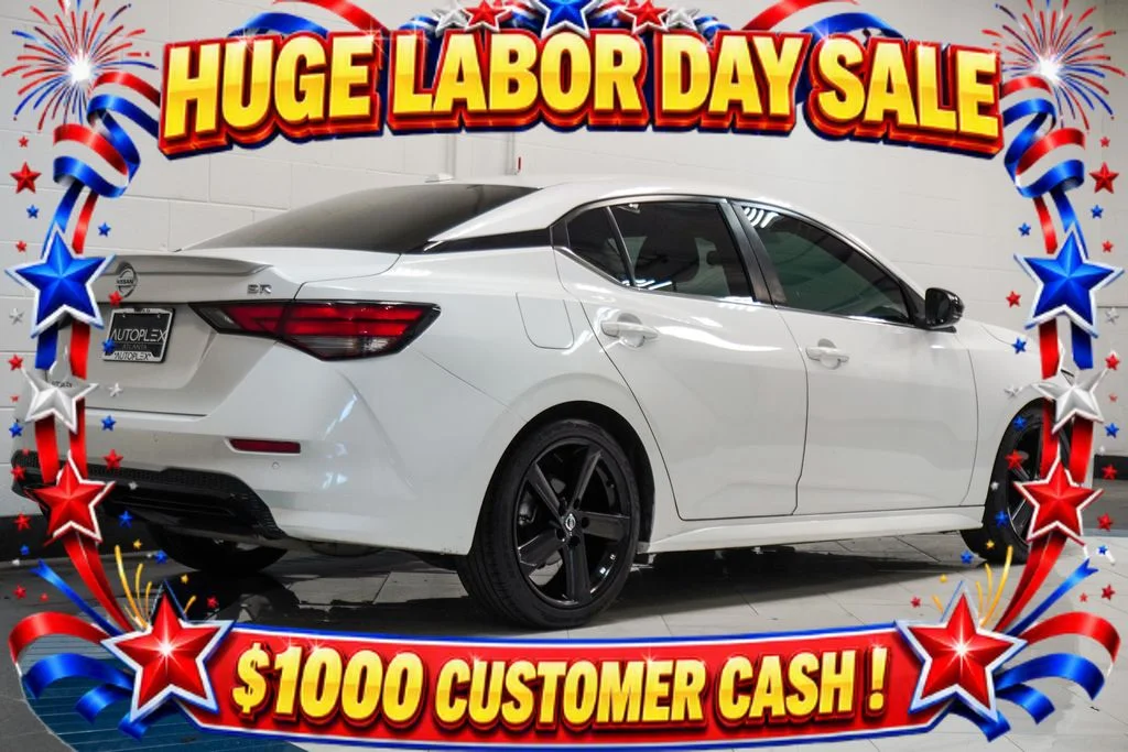 Used 2022 White Nissan SR image 26