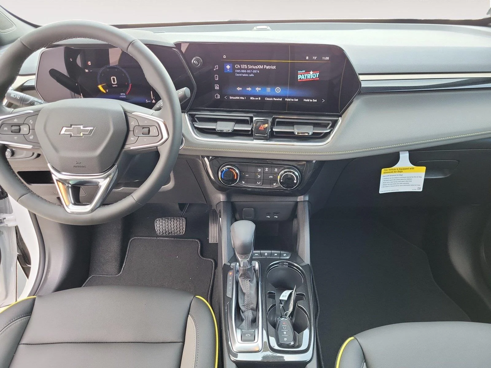 Used 2025 Iridescent Pearl Tricoat Chevrolet ACTIV image 12