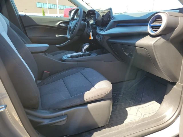 Used 2025 Gray Chevrolet LS image 12
