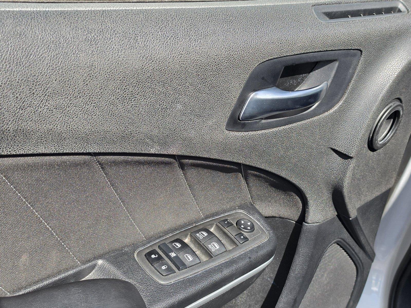 Used 2022 Triple Nickel Clearcoat Dodge SXT image 18