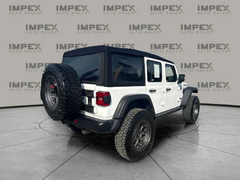 Used 2018 White Jeep Unlimited Rubicon image 5