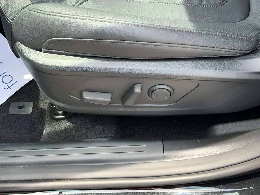 New 2026 Phantom Black Hyundai SEL image 20
