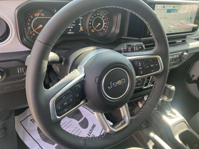 Certified Used 2025 Bright White Clearcoat Jeep Sahara image 14