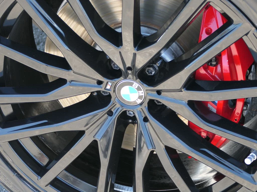 Used 2025 Brooklyn Grey Metallic BMW M60i image 9