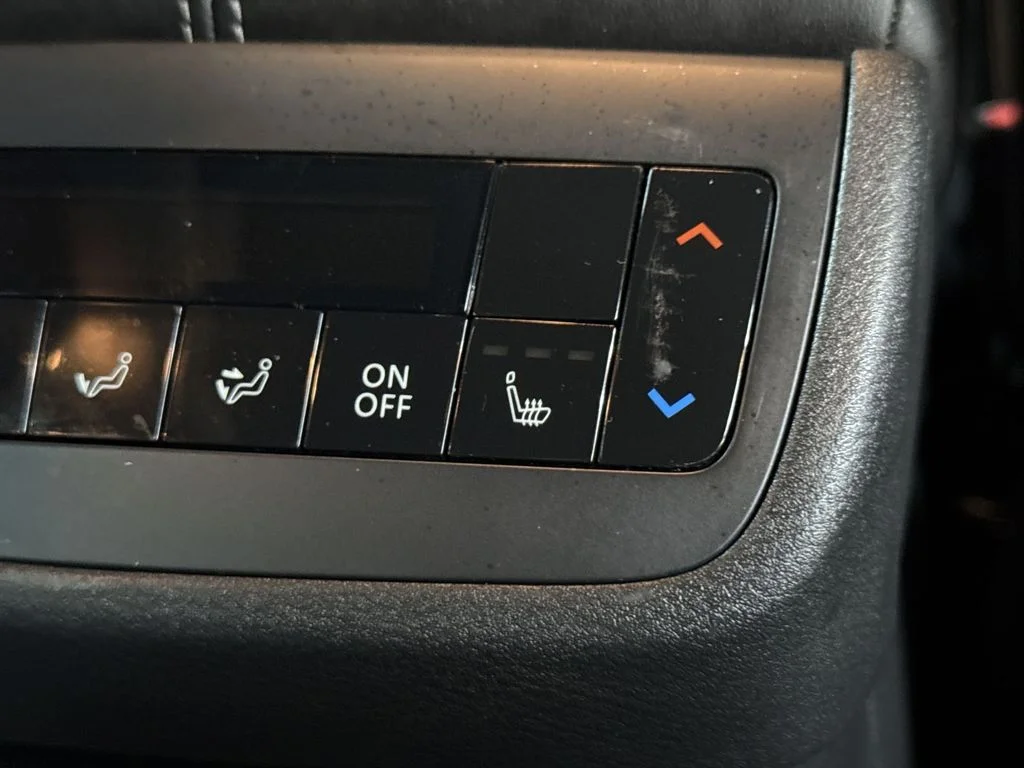 Used 2025 Gun Metallic Nissan SL image 33