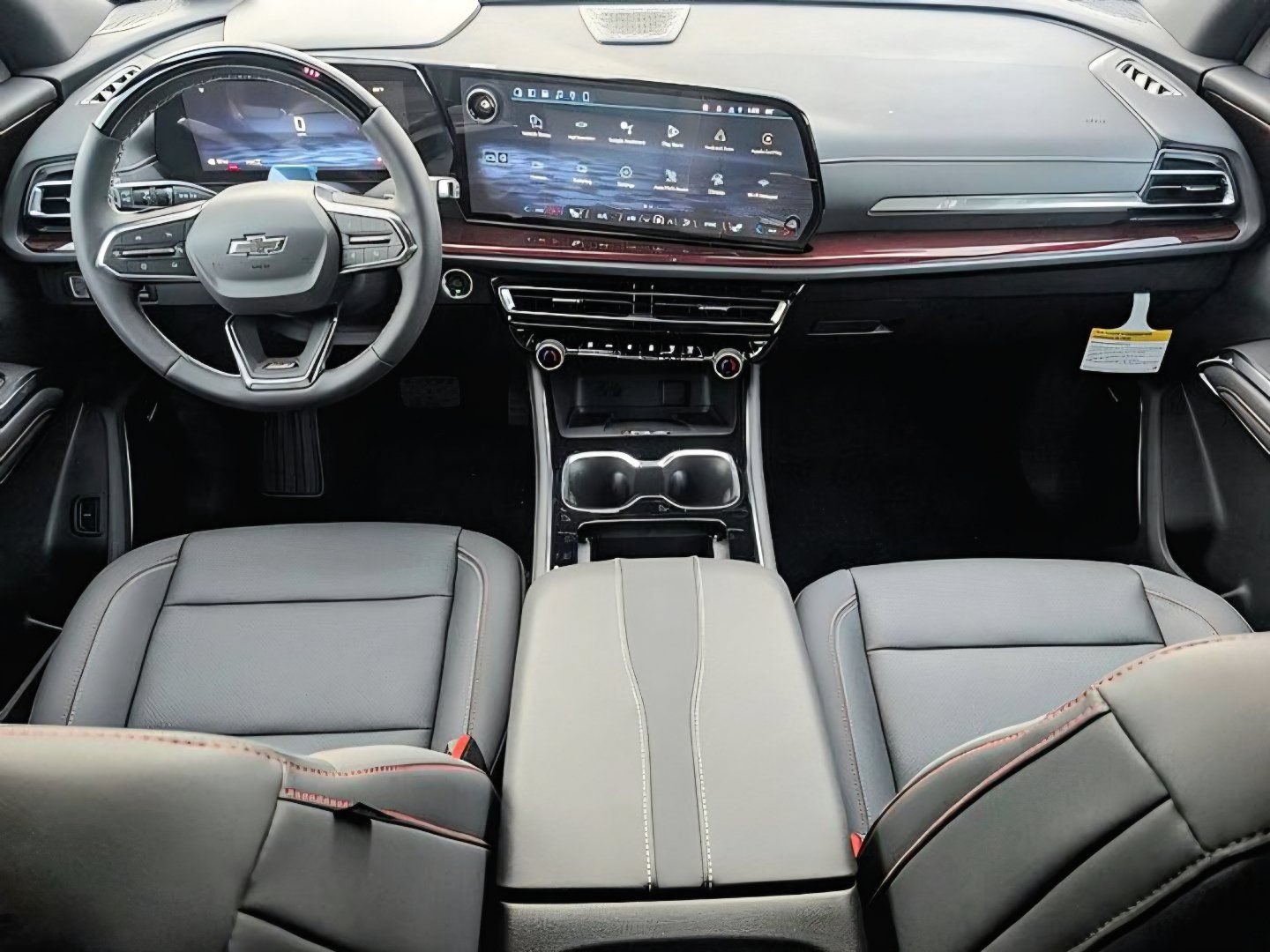 2026 Chevrolet Traverse Z71 - Photo 16