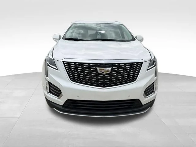 Used 2021 White Cadillac Premium Luxury image 8