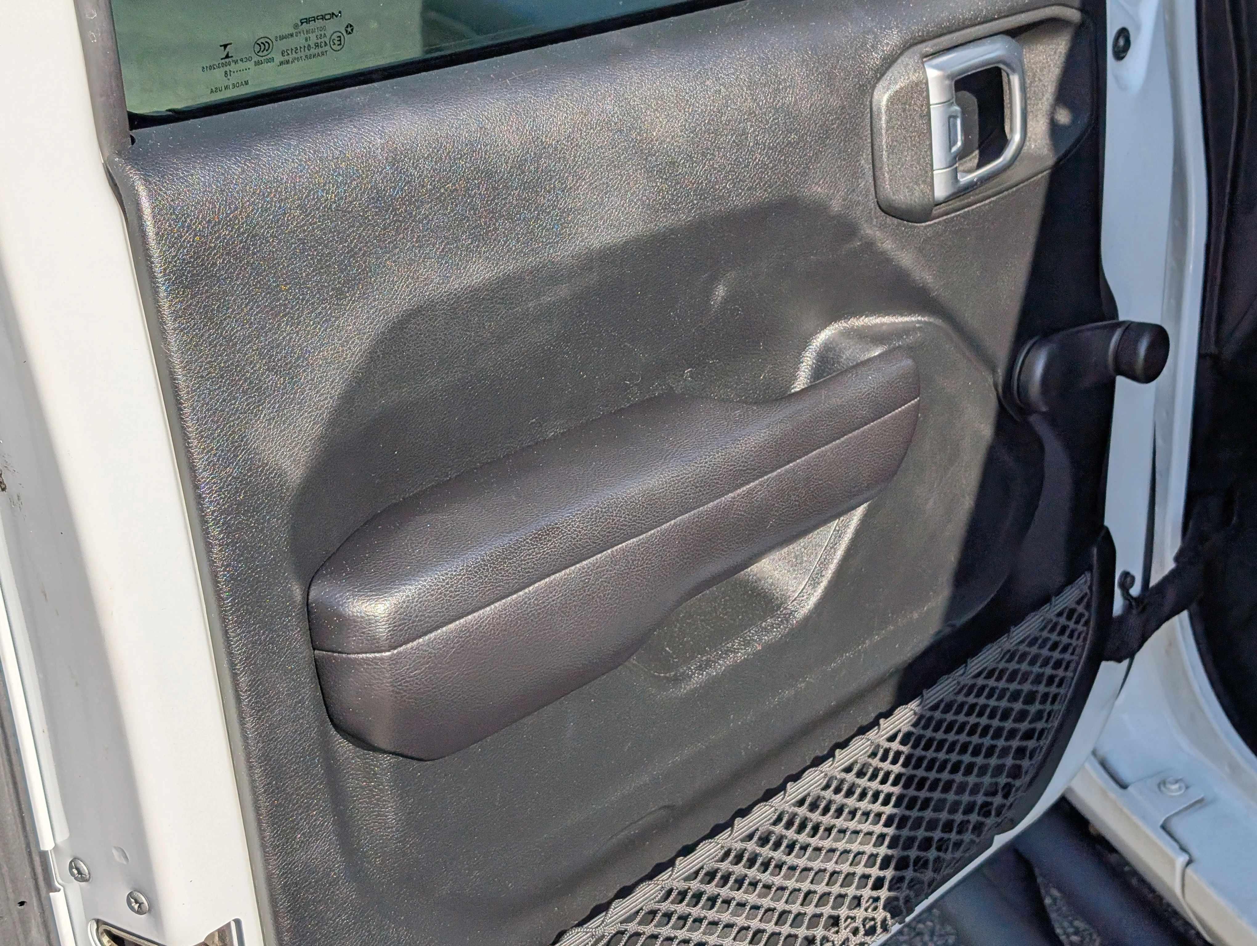 Used 2018 White Jeep Sport image 51