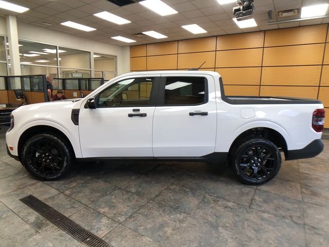 New 2026 Oxford White Ford XLT image 4