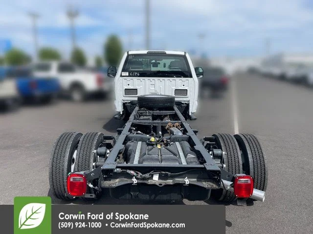 New 2025 White Ford XL image 12