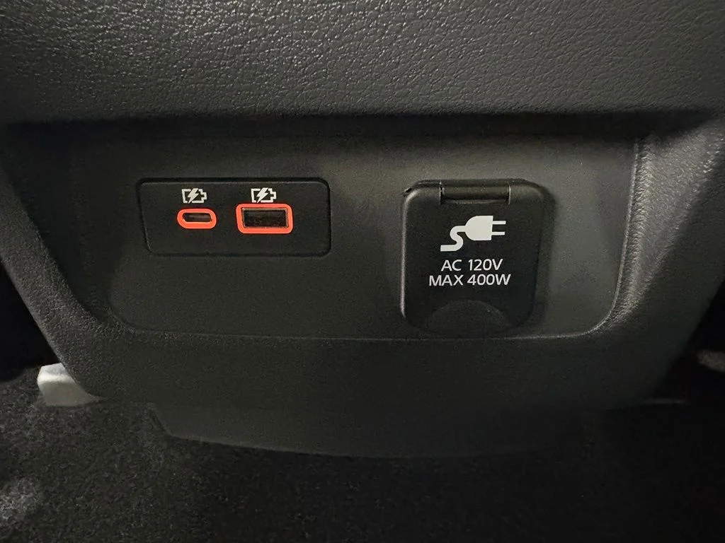 New 2026 Glacier White Nissan Crew Cab SV image 34