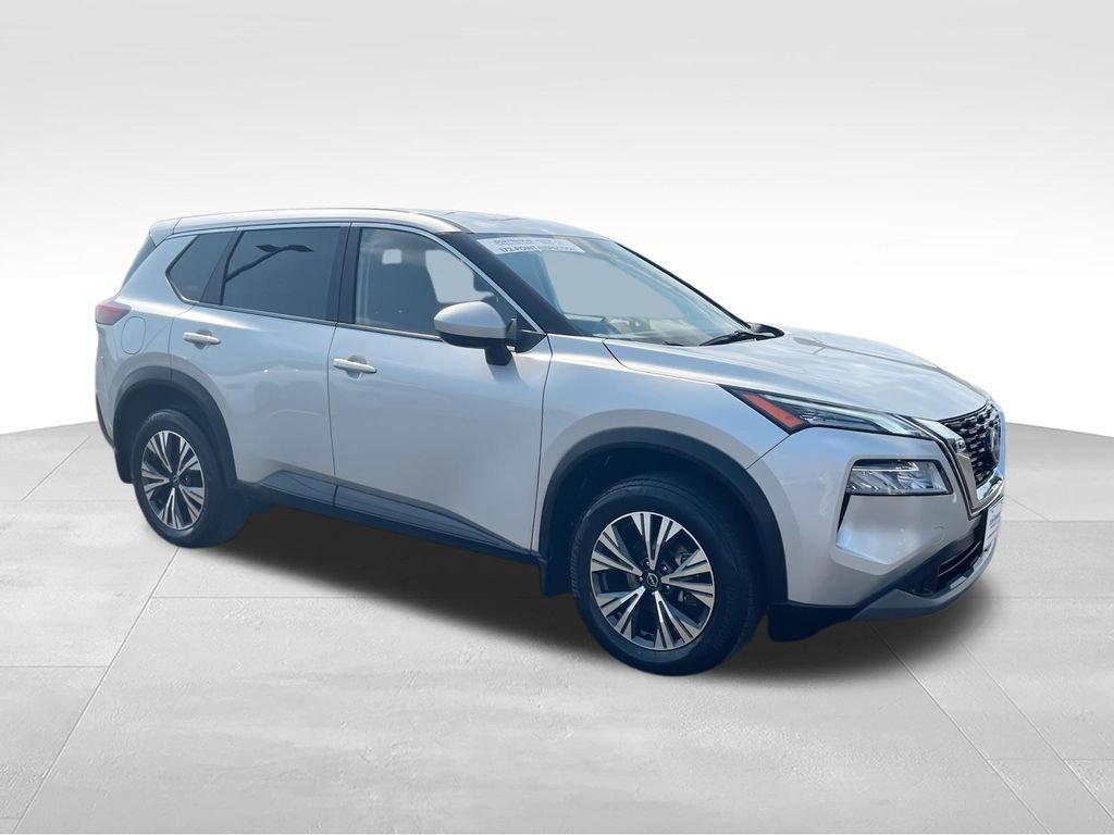 Used 2023 Silver Nissan SV image 2