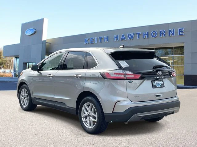 Certified Used 2024 Silver Metallic Ford SEL image 4