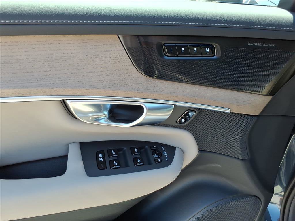 New 2026 Denim Blue Metallic Volvo Plus image 14