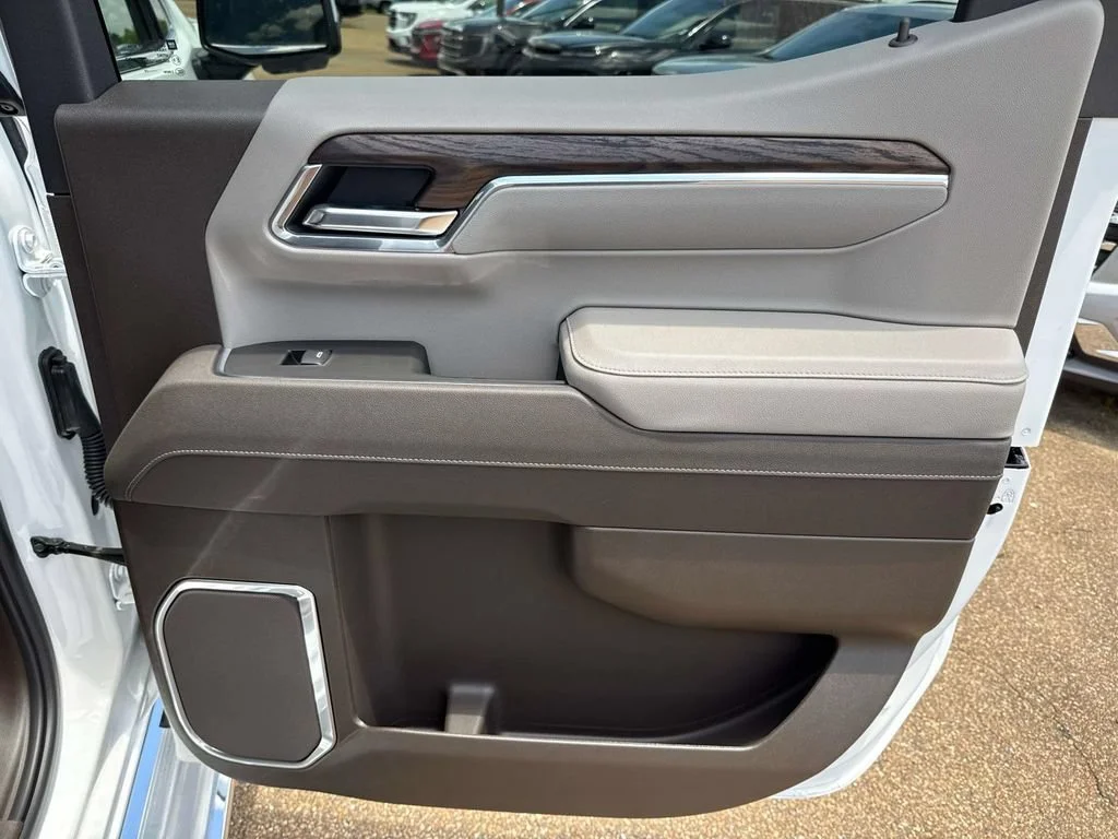 2026 GMC Sierra 1500 SLT - Photo 20
