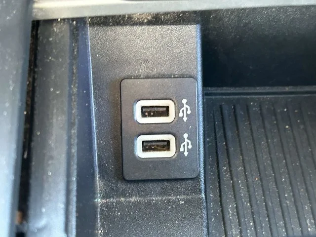 Used 2019 Blue Ford XL image 26