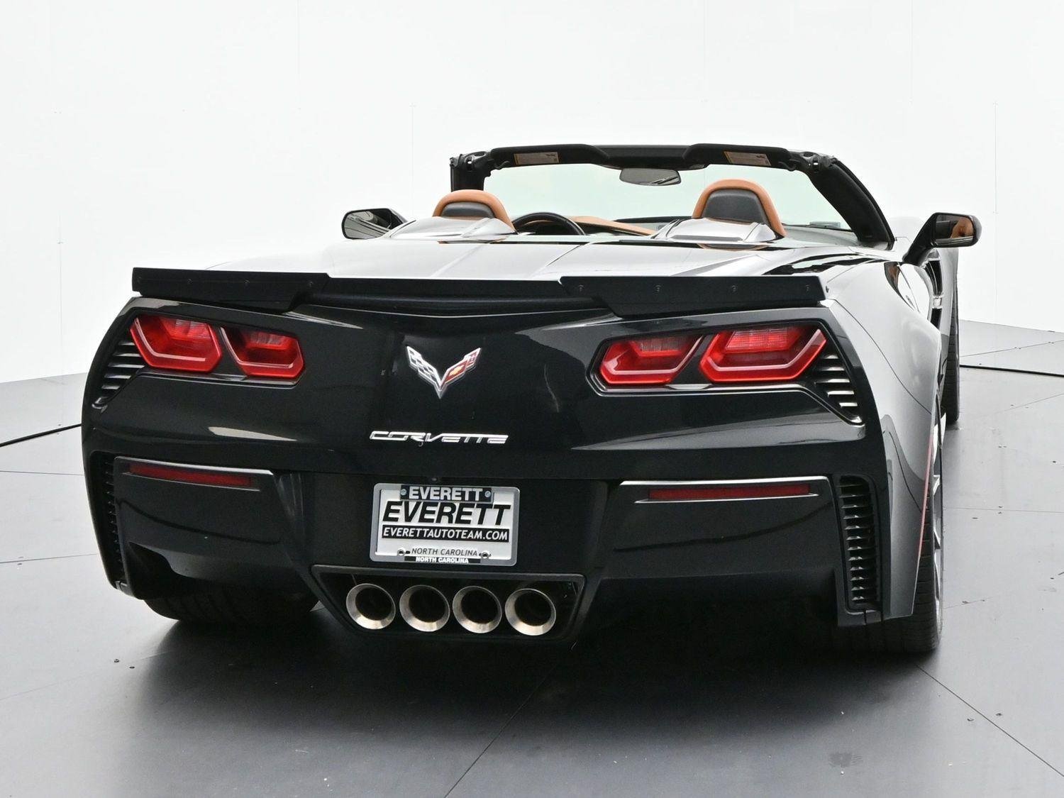Used 2019 BLACK Chevrolet Grand Sport 2LT image 6