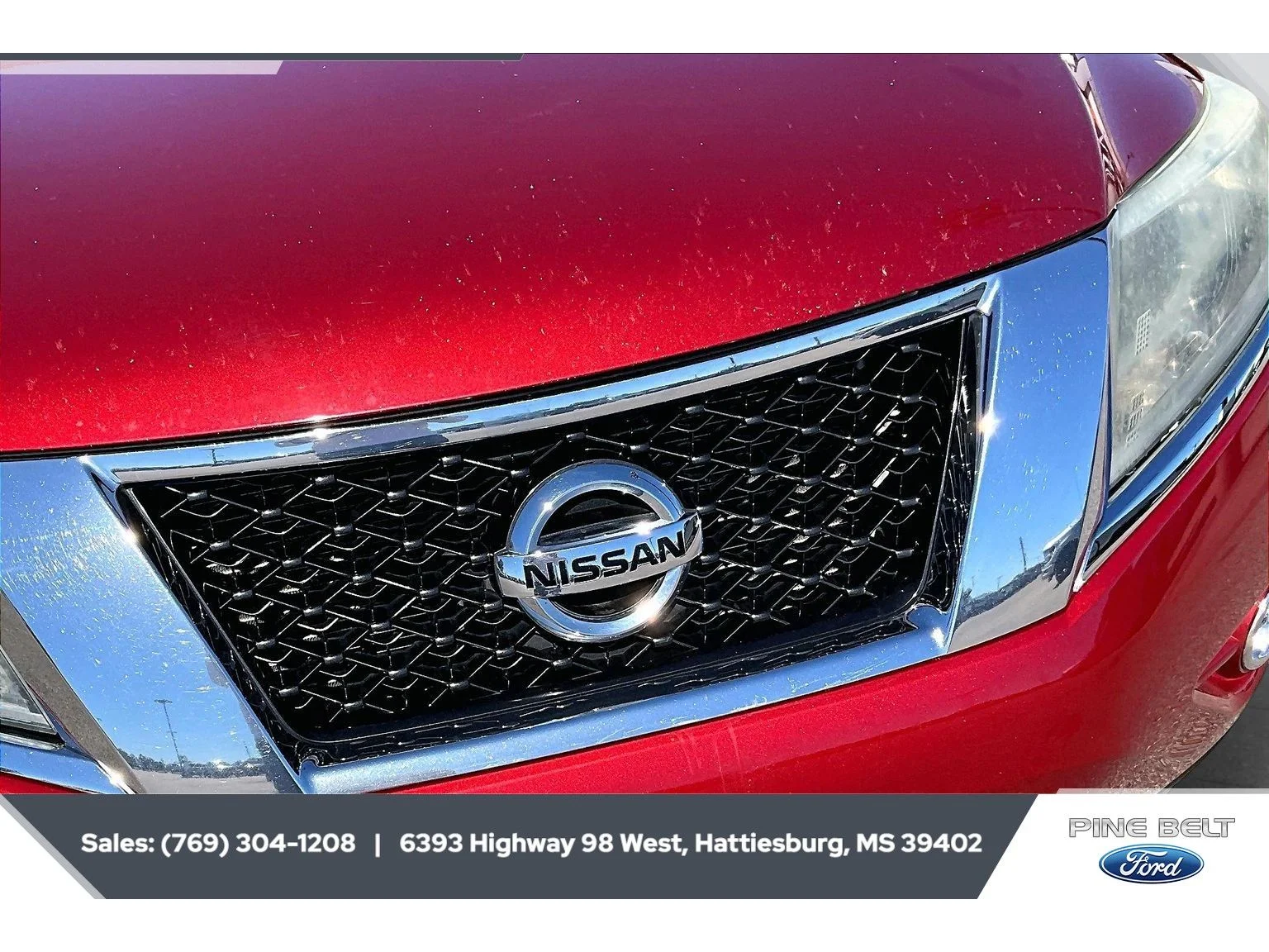 Used 2014 Cayenne Red Nissan SL image 22