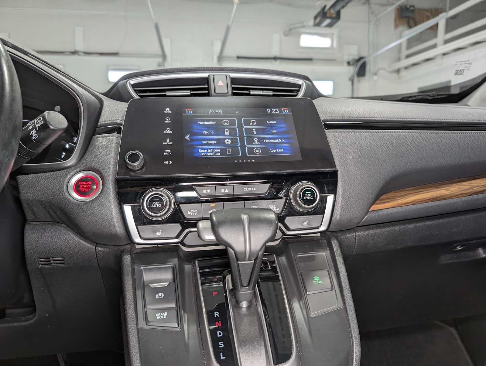 Used 2018 Obsidian Blue Pearl Honda Touring image 34
