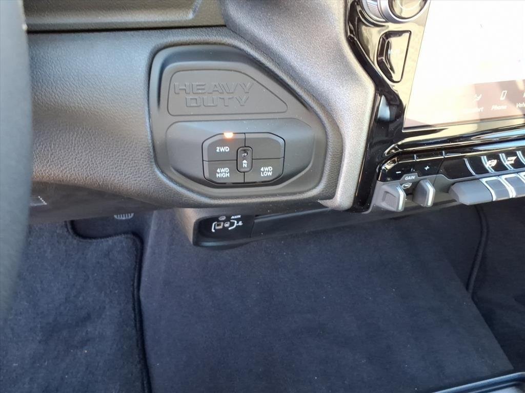 2026 RAM 2500 Tradesman/Black Express - Photo 17