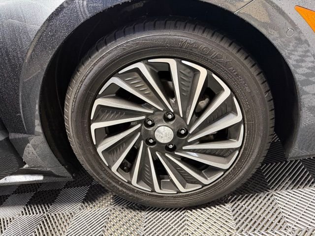 Used 2023 Gray Hyundai Limited image 46