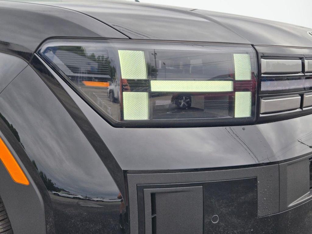 New 2026 Black Hyundai SEL FWD image 2