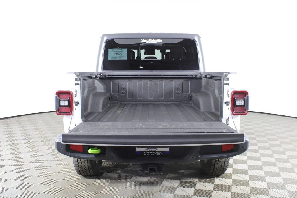 Used 2020 White Jeep Overland image 7